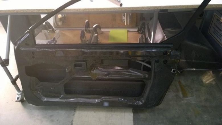 BMW M3 GTR Carbontür 1.jpg