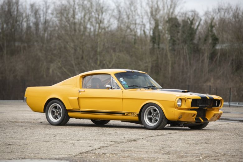 1 Ford_Mustang_Yellow-4 (Large).jpg