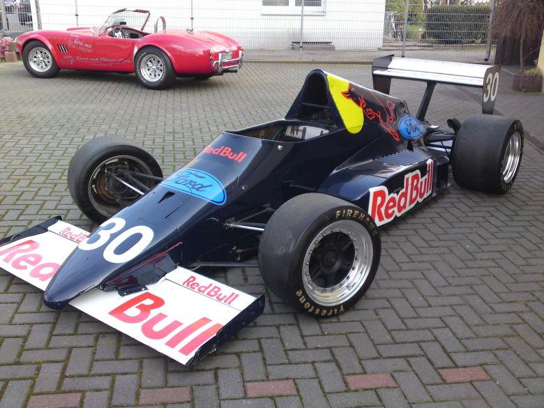 Formel 1 March Cossworth (1).JPG